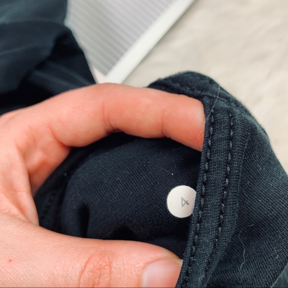 GUC Lululemon Scuba Hoodie - Picture 5 of 5